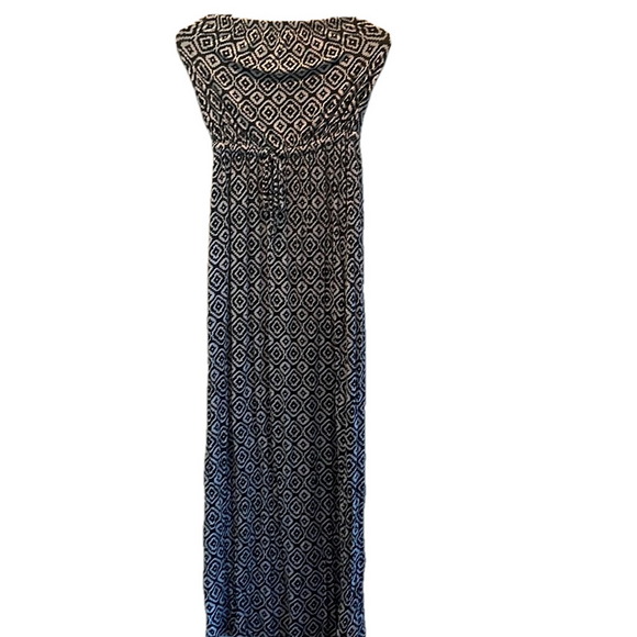 Old navy Strapless maxi dress - Picture 2 of 3